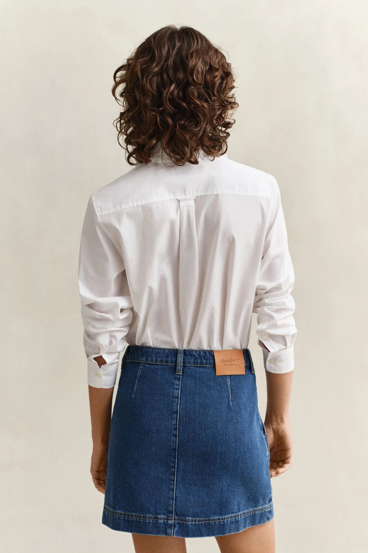 GANT White Reg CTN Frill Collar Shirt #Colour_White