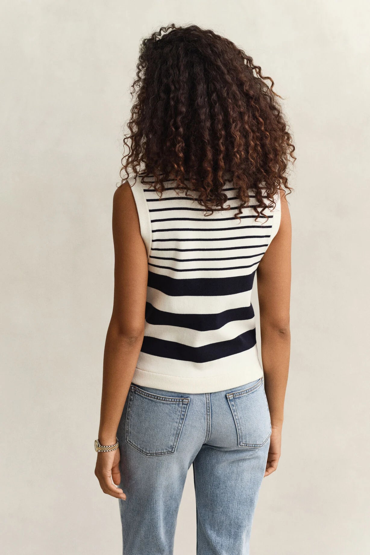 GANT Eggshell Striped Knit Vest #Colour_Eggshell