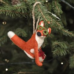cd6300f-foxes-bauble-decoration-felt-set-of-3-lifestyle-high-res-square_1296x