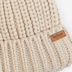 Barbour -Girls- Saltburn -Beanie- Pearl - Ruffords - Country - Lifestyle.03