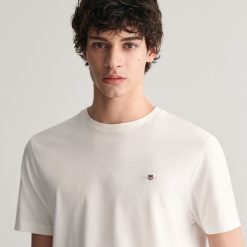 ruffords_country_lifestyle_gant_Regular_Fit_Shield_T_Shirt_white3