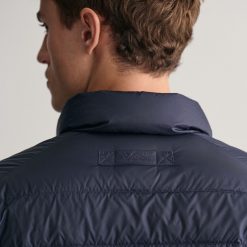 ruffords_country_lifestyle_gant_light_down_jacket_evening_blue3