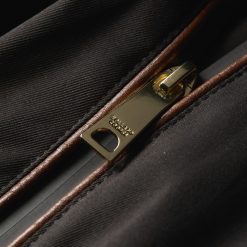 Ruffords-Country-lifestyle-Holland-Cooper-One-Size-Waterproof-Jacket-Chocolate 15